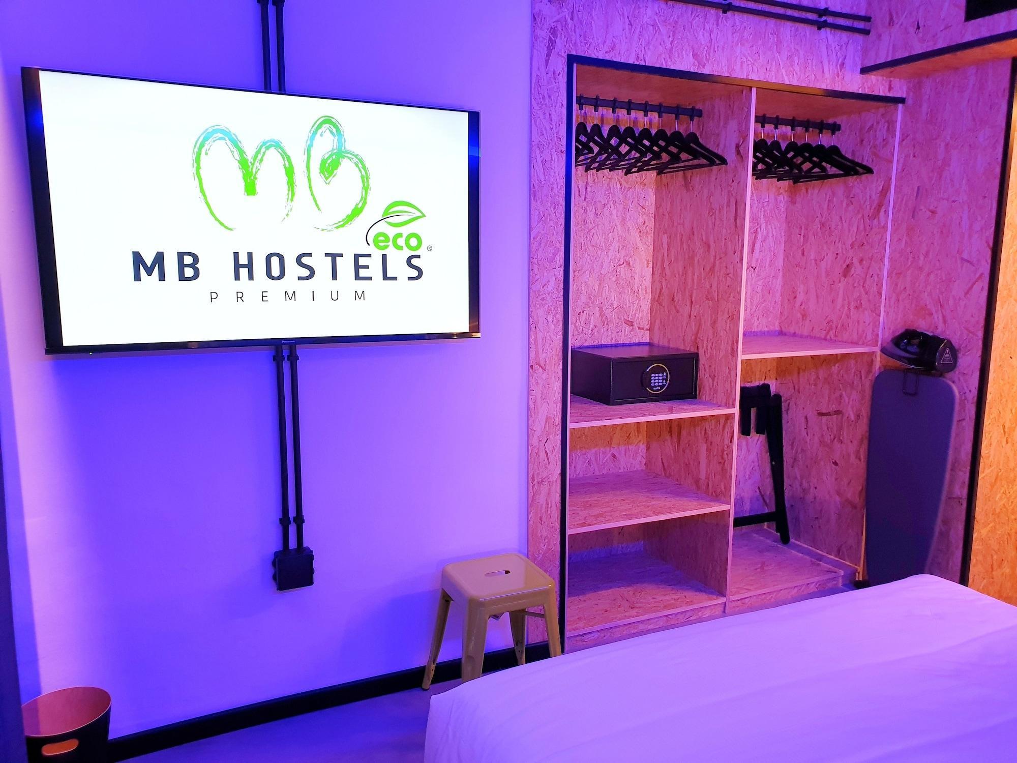 Mb Hostels Premium Eco - Adults Recommended Nerja Exteriér fotografie